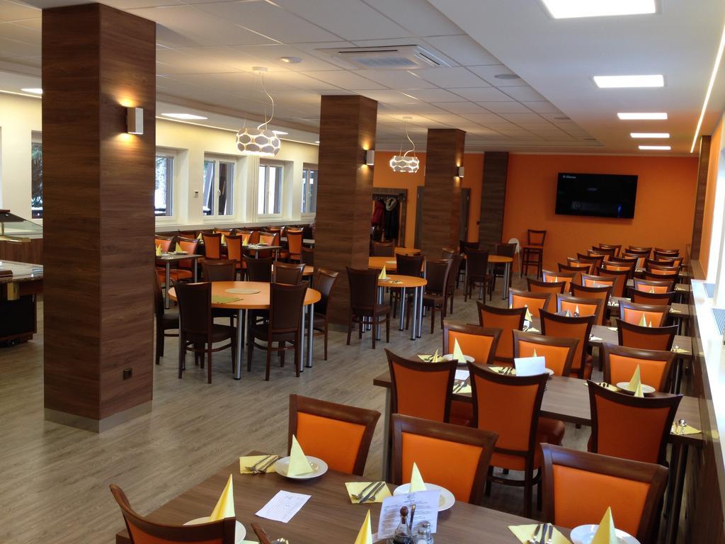 Hotel Odra Остравице Екстериор снимка