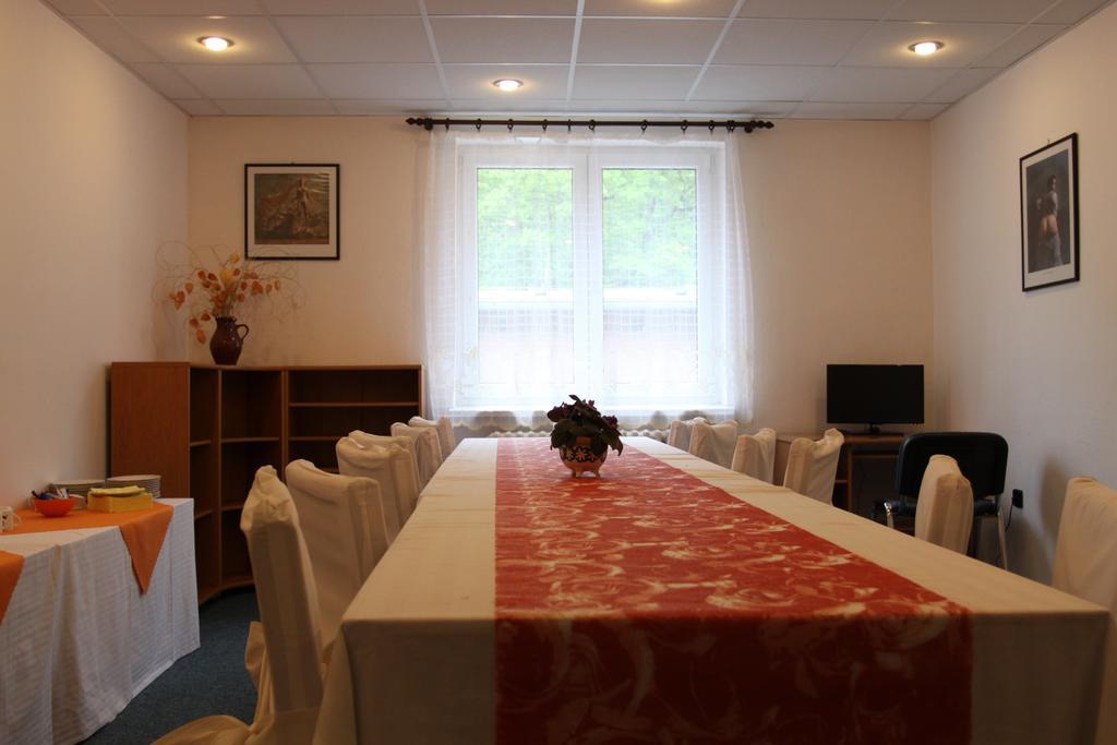 Hotel Odra Остравице Екстериор снимка